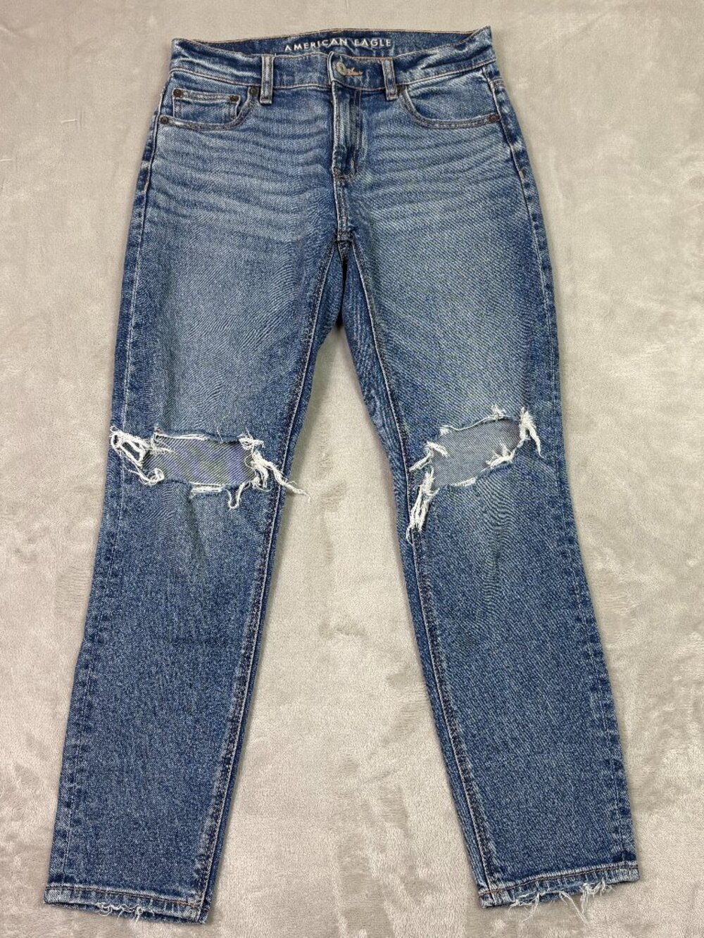 American Eagle Women’s 90’s Skinny Size 2 Extra Short Jeans Distressed Stretch